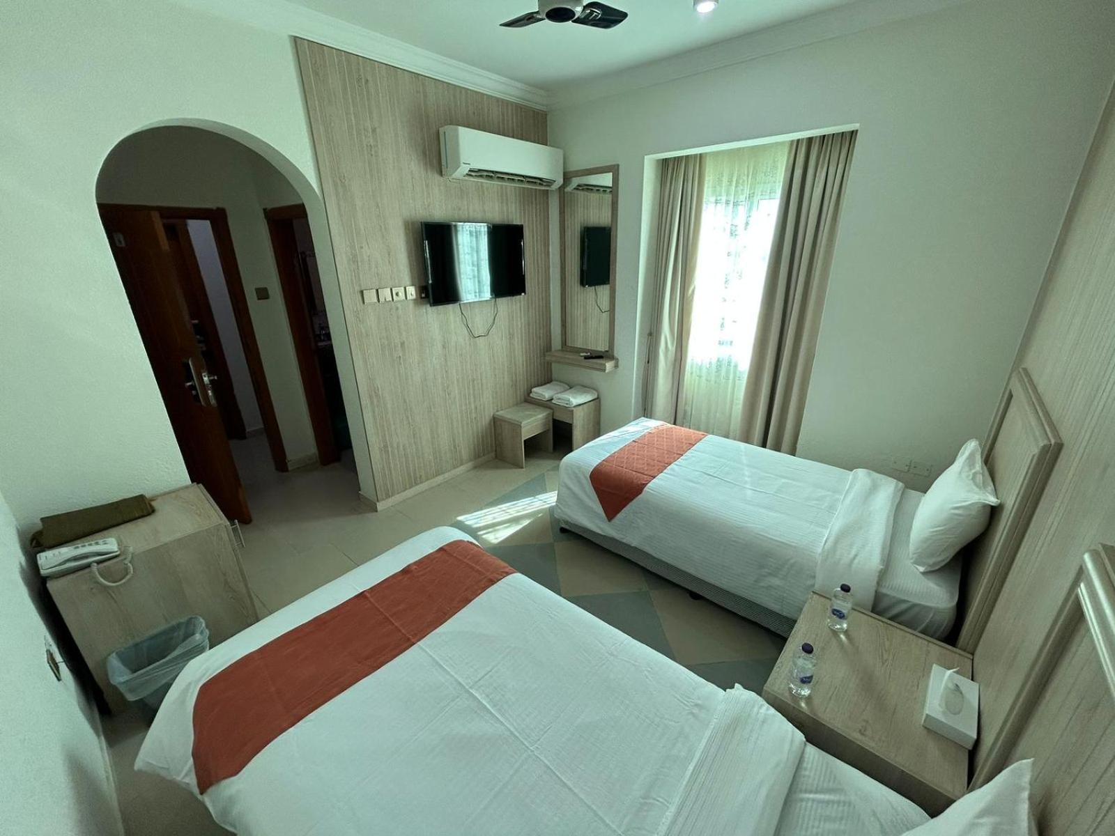 Safari Hotel 니즈와 외부 사진