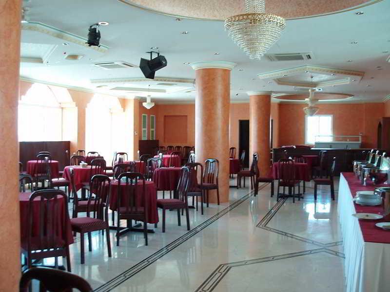 Safari Hotel 니즈와 외부 사진